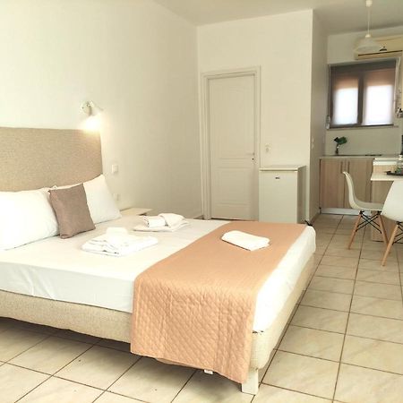 # 6 Giorgos & Chara Apartments Néa Kidonía Kültér fotó