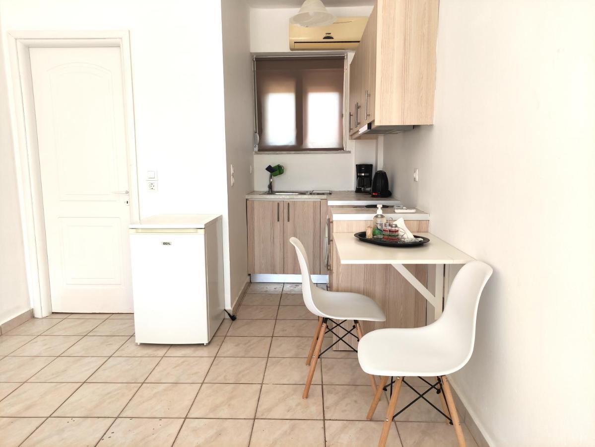 # 6 Giorgos & Chara Apartments Néa Kidonía Kültér fotó